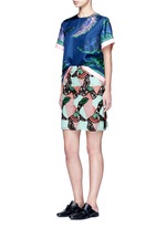 Figure View -Click To Enlarge Feather print silk twill top