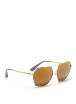 Figure View -Click To Enlarge Metal temple hexagon aviator sunglasses