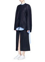 Figure View -Click To Enlarge 'Emcee' reversible felt top