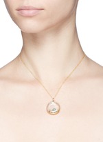 Detail View -Click To Enlarge 18k yellow gold horseshoe charm - Protection