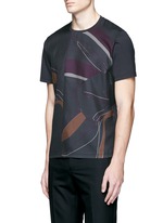 Front View -Click To Enlarge Floral print twill front T-shirt