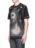 Front View -Click To Enlarge Barb wire Jesus print T-shirt