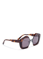 Figure View -Click To Enlarge 'Edge' metal rim tortoiseshell acetate pentagon sunglasses