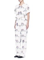 Figure View -Click To Enlarge Feather fil coupé sateen top