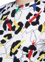 Detail View -Click To Enlarge 'Leopard' brushstroke print jersey T-shirt