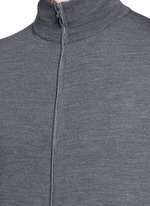 Detail View -Click To Enlarge Extra fine Merino wool zip cardigan