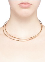 Detail View -Click To Enlarge 'Anamorphose' 18k yellow gold twisted necklace