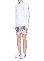 Figure View -Click To Enlarge 'Smile' print T-shirt
