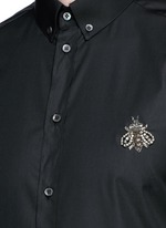 Detail View -Click To Enlarge 'Gold' slim fit bee embroidery cotton shirt