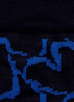 Detail View -Click To Enlarge Heart chain socks