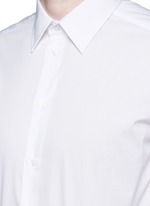 Detail View -Click To Enlarge Slim fit stretch poplin shirt