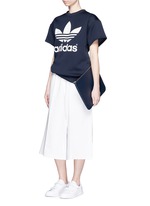 Figure View -Click To Enlarge 'HY SSL' Trefoil logo print boxy sweatshirt