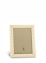 Main View -Click To Enlarge Chevron enamel 8R photo frame