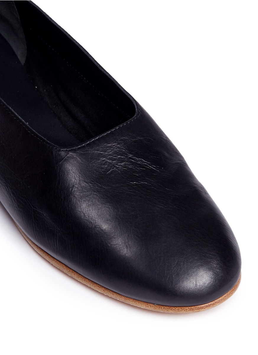 vince maxwell flats