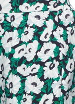 Detail View -Click To Enlarge Margarita flower print crepe pants