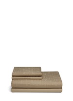 Main View -Click To Enlarge Labyrinth queen size duvet set