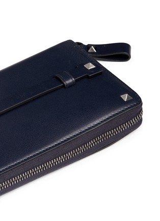 Click To Zoom Valentino - 'Rockstud' leather continental wallet