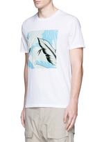 Front View -Click To Enlarge Hawaiian graphic print T-shirt