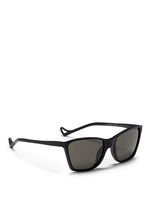 Figure View -Click To Enlarge 'Keichii' square running sunglasses