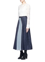 Figure View -Click To Enlarge Wavy fade panel denim skirt