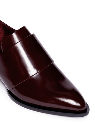 Detail View - Click To Enlarge - VINCE - Yaeger' leather loafers