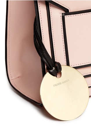 Detail View - Click To Enlarge - PIERRE HARDY - Colourblock piping leather bag