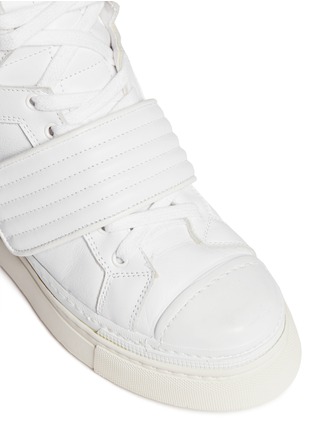 Detail View - Click To Enlarge - GIENCHI - 'Missura' quilted leather sneakers