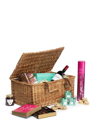  - FORTNUM & MASON - The Superb Selection Hamper