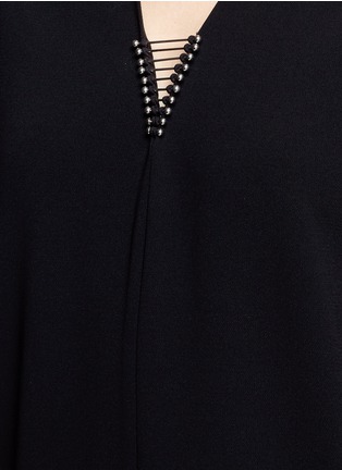 Detail View - Click To Enlarge - ALEXANDER WANG - Barbell pierced V-neck dress