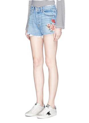 Front View - Click To Enlarge - GRLFRND - 'Cindy' floral embroidered denim shorts
