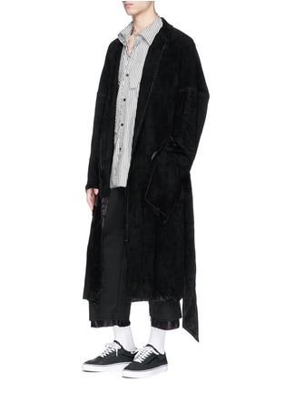 Figure View - Click To Enlarge - SULVAM - Waist tie goatskin suede coat
