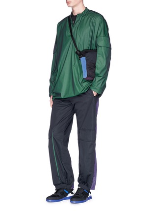 Figure View - Click To Enlarge - 74024 - Oversized pocket stretch windbreaker top