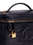  - VINTAGE CHANEL - Caviar leather square vanity bag