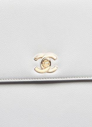  - VINTAGE CHANEL - Caviar leather flap bag