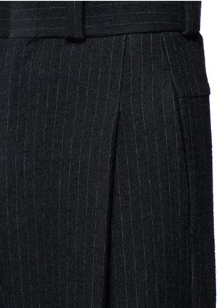 Detail View - Click To Enlarge - DEVOA - Pinstripe pleated cropped pants