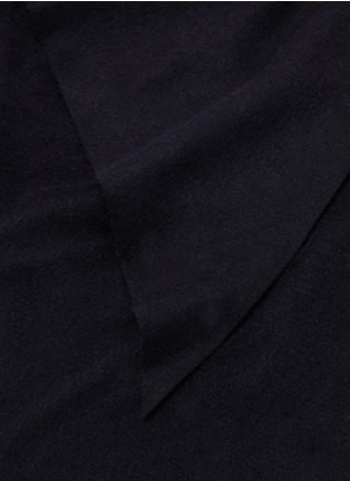Detail View - Click To Enlarge - DEVOA - Angled cashmere scarf