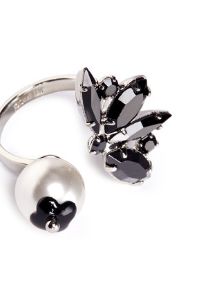 Detail View - Click To Enlarge - JOOMI LIM - 'Monochrome Chic' Swarovski crystal and pearl open ring
