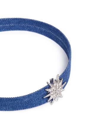 Detail View - Click To Enlarge - KENNETH JAY LANE - Glass crystal star charm denim choker