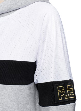 Detail View - Click To Enlarge - P.E NATION - 'Fly Ball' mesh panel French terry hoodie
