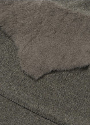 Detail View - Click To Enlarge - KARL DONOGHUE - 'Cashmere Touch' shearling panel knit scarf