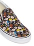 Detail View - Click To Enlarge - VANS - x Peanuts 'Classic Slip-on' Peanuts Gang print sneakers