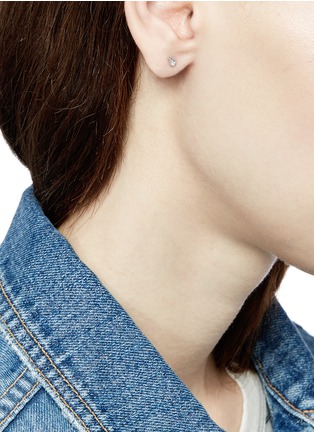 Detail View - Click To Enlarge - MARIA TASH - 'Paisley' diamond white gold single threaded stud earring