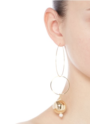 Figure View - Click To Enlarge - MOUNSER - 'Solar' 14k gold plated hoop mismatched earrings