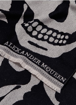 Detail View - Click To Enlarge - ALEXANDER MCQUEEN - Skull and dove jacquard wool scarf