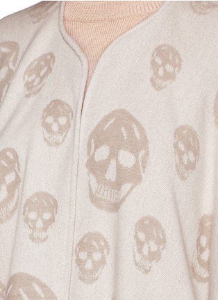Detail View - Click To Enlarge - ALEXANDER MCQUEEN - Skull jacquard wool-cashmere knit cape