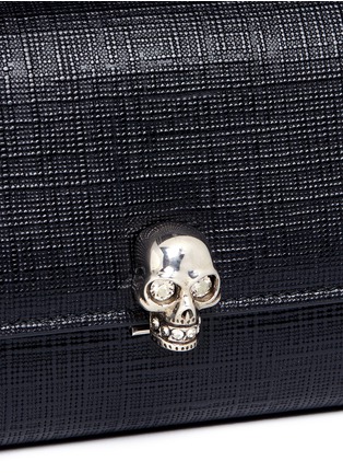  - ALEXANDER MCQUEEN - Skull clasp embossed leather chain wallet