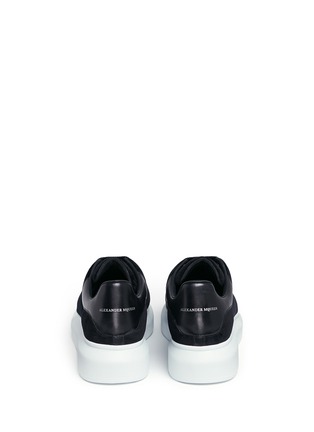 Back View - Click To Enlarge - ALEXANDER MCQUEEN - 'Oversized Sneaker' in velvet with leather collar