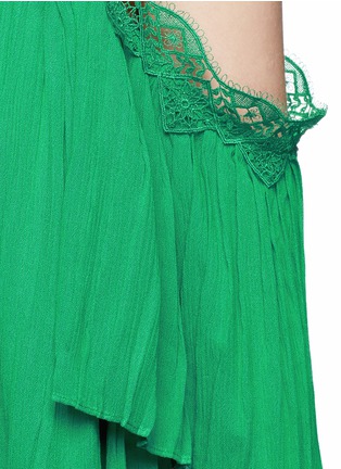 Detail View - Click To Enlarge - ALICE & OLIVIA - 'Mimi' lace trim pleated cold shoulder dress