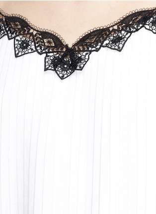Detail View - Click To Enlarge - ALICE & OLIVIA - 'Fefe' lace trim pleated cold shoulder top
