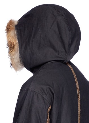 Detail View - Click To Enlarge - 73088 - Raccoon fur hood canvas fishtail parka